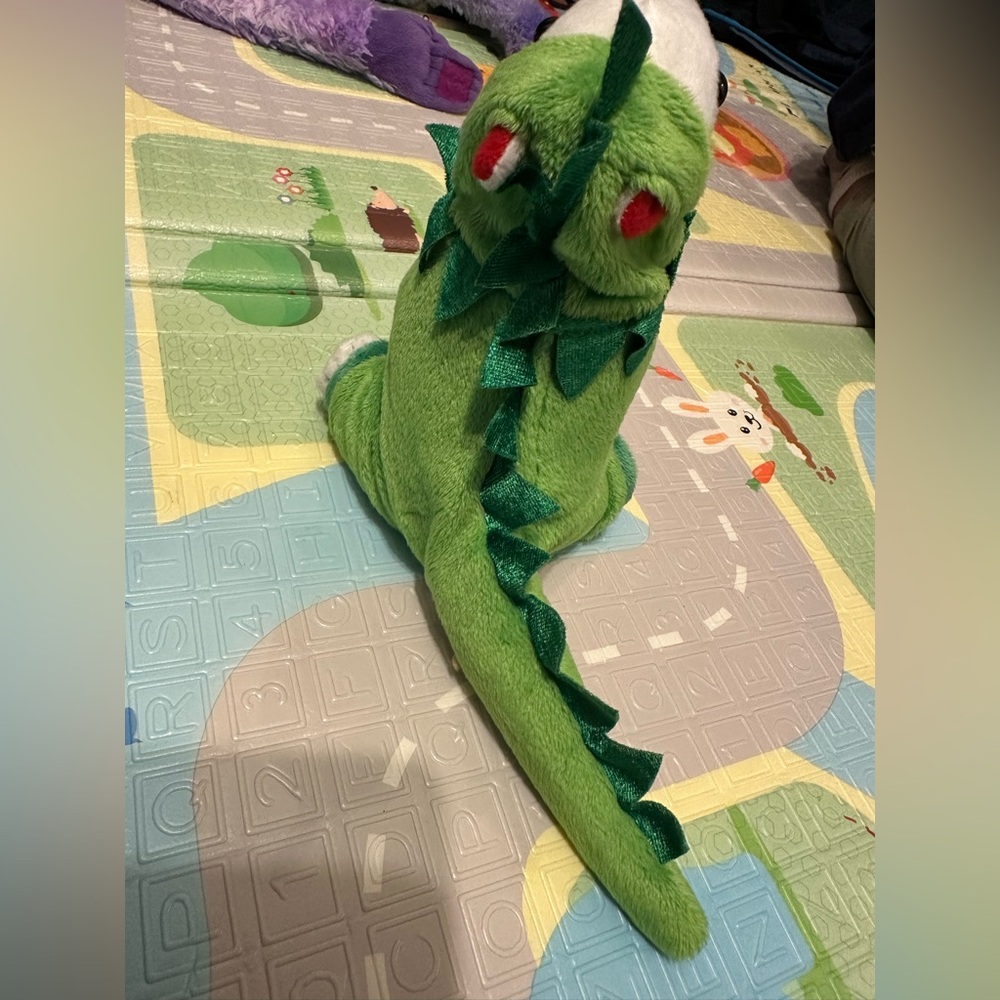 2012 Target Bullseye Dog Dinosaur Plush Green 7” Halloween Costume - Picture 8 of 10